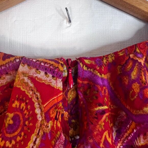 London Times Sleeveless Maxi Dress Bold Red Paisley Print Ruffled Boho Size 10 - Picture 8 of 15